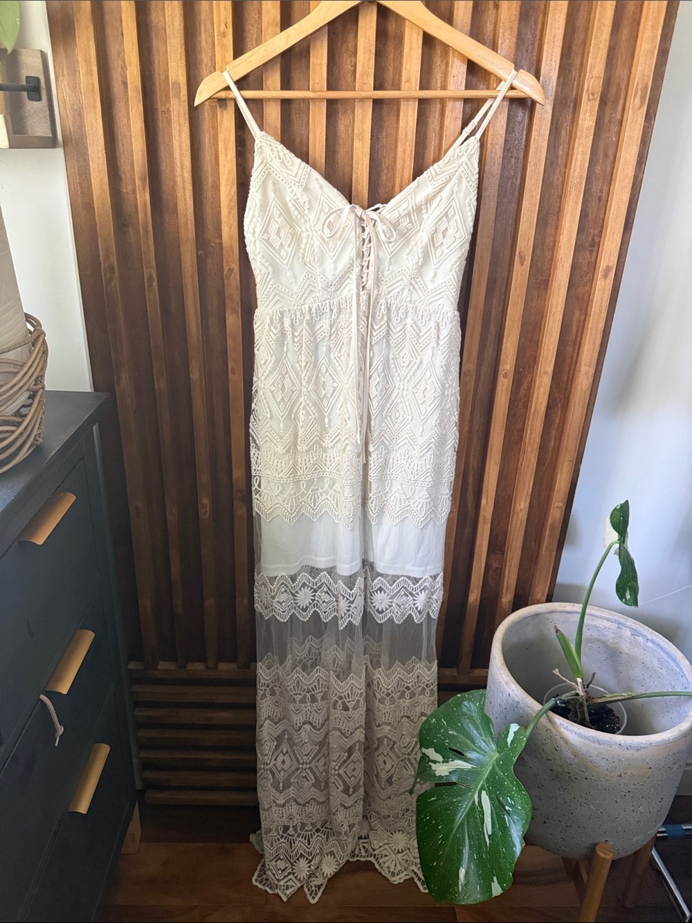 ILLA ILLA Cream Cotton Blend Spaghetti Strap Lace Boho Maxi Dress. Size S - Picture 2 of 10
